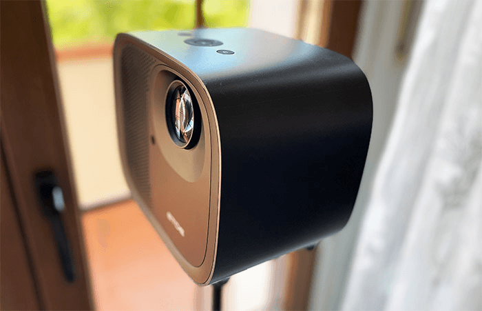 ETOE E3 Pro 1080P Projector Review: A story of a projector and an Android box